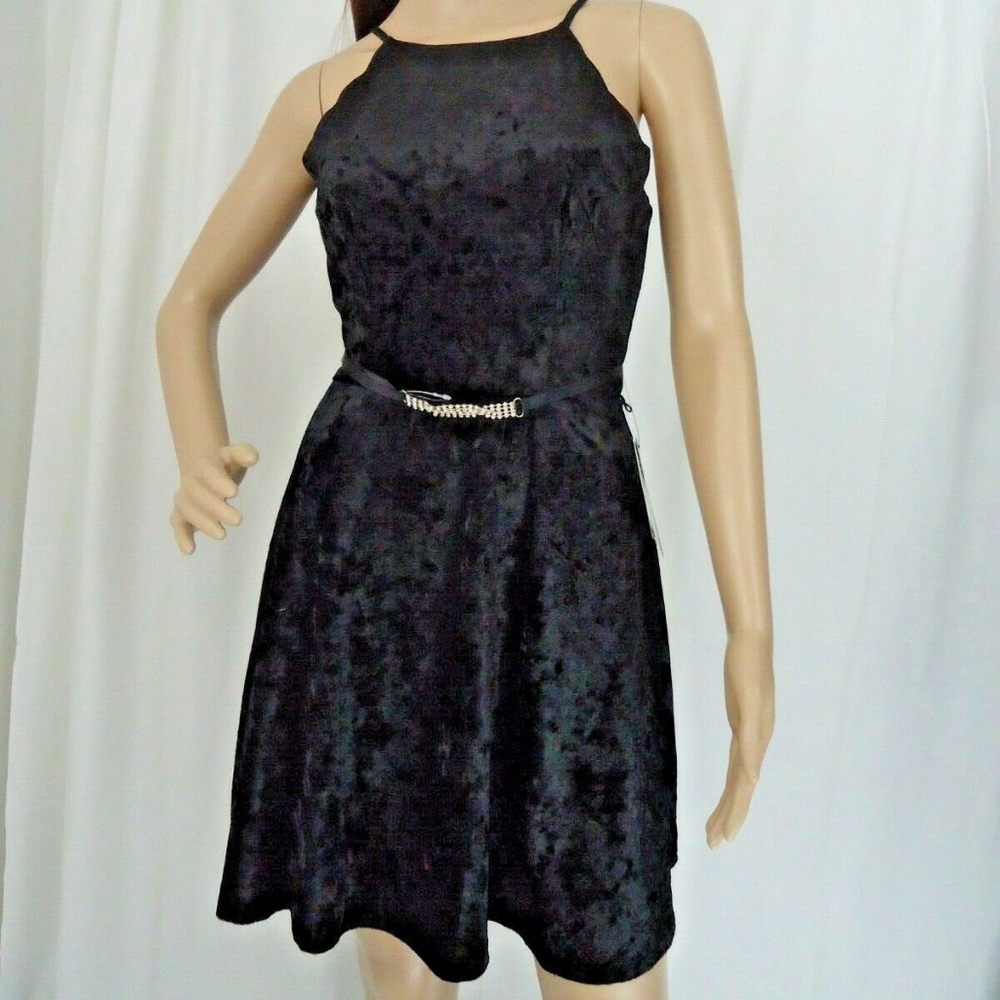 BCX Velvet Scallop Detail Black Party Dress Jewels
